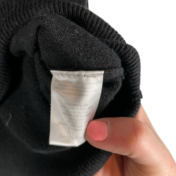 Marina V Paris Colorblock Cashmere Blend V-Neck Sweater Black T4 - Picture 5 of 8